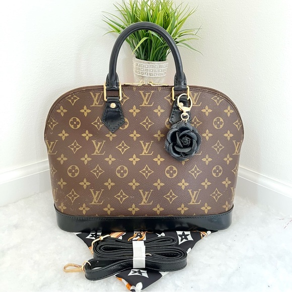Louis Vuitton Handbags - ✅AUTHENTIC✅LOUIS VUITTON ALMA PM